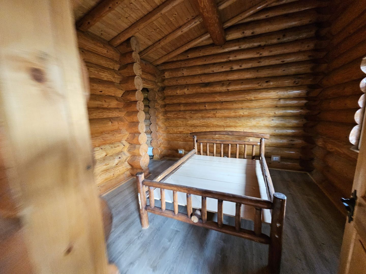 Casă din bârne, construcție 2012, Cotmeana,  DN 7, Pitesti - Valcea - Poză 15