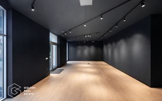 Oportunitate!Spatiu comercial central, 160mp, 5 camere, centrala proprie,parcare - Poză 1