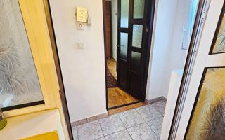 🏡 Casă spațioasă cu 9 camere în Strejnicu – pentru locuință, birouri - Poză 47