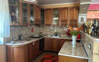 Vila impresionanta Husi + 2835 mp teren, P+1+M, constructie deosebita - Poză 19