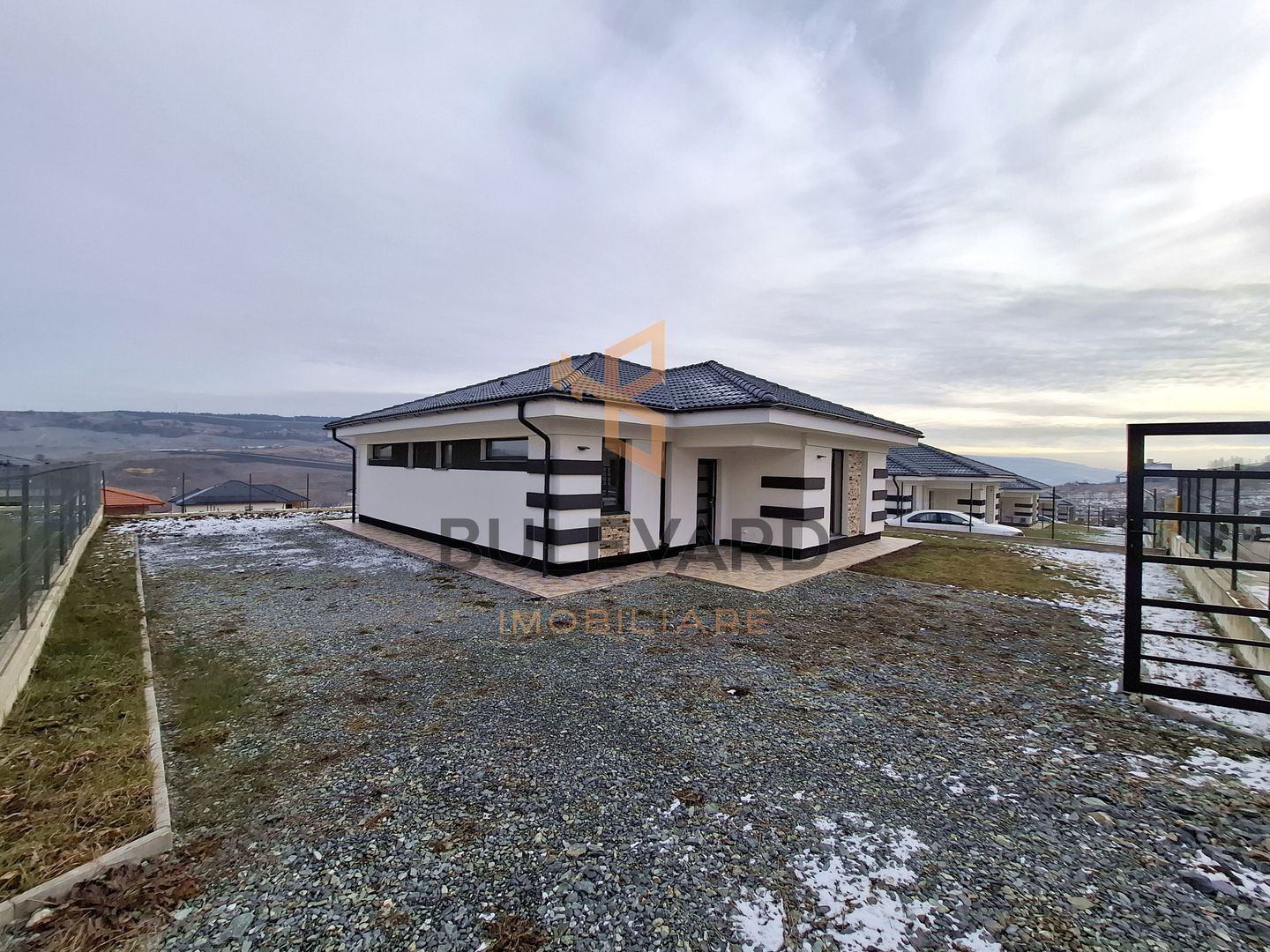 Casa individuala finisata in Corusu! - Poză 21