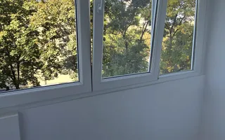 Apartament cu 4 camere in zona Lacul Tei - Bloc Reabilitat - Poză 11