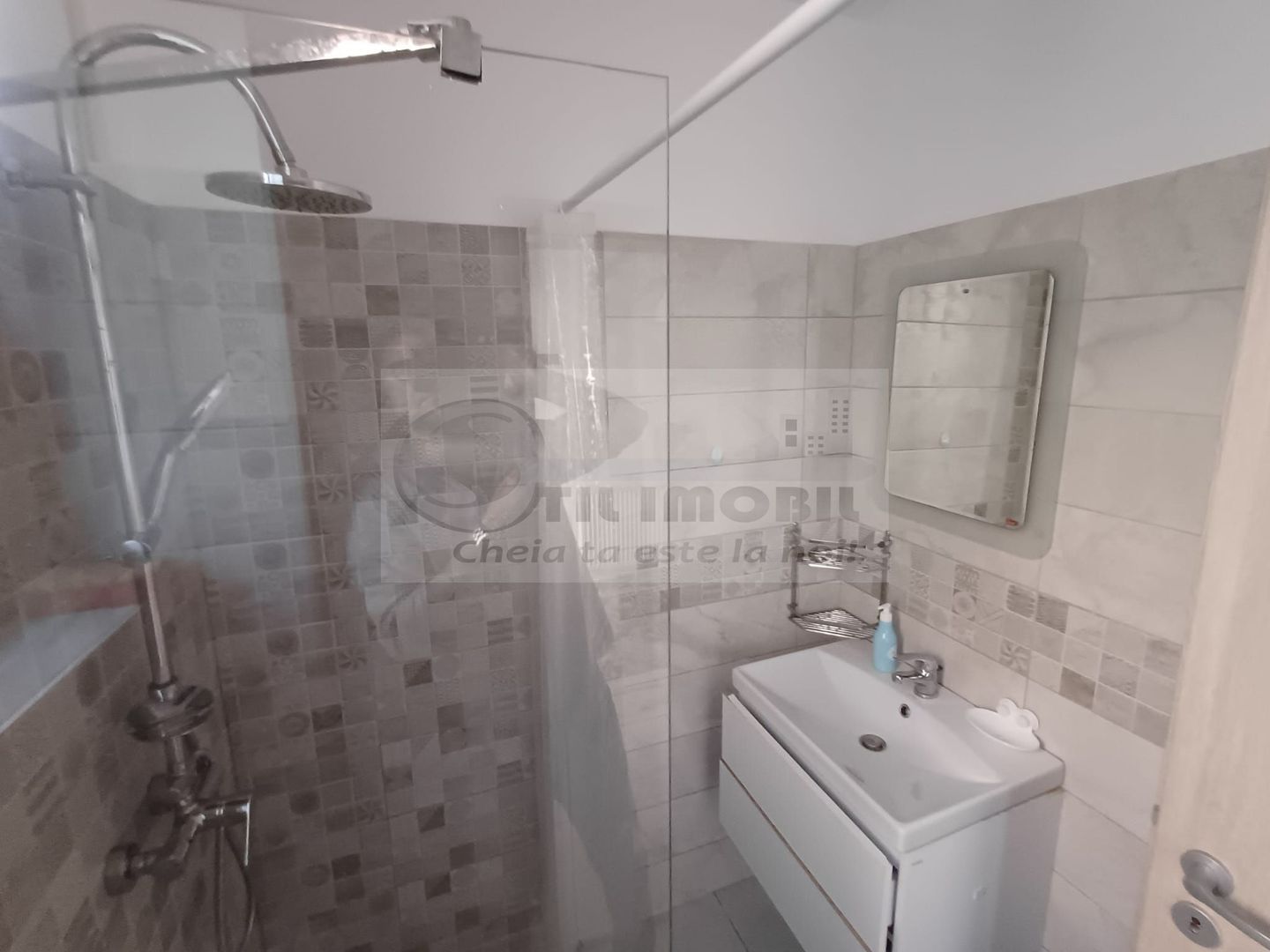 Casă 4 camere, 2 Locuri de parcare–Zona Valea Adanca- 830 euro - Poză 9