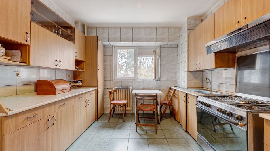 Oportunitate! Apartament 4 Camere 1 Minut Metrou Universitate - Poză 3