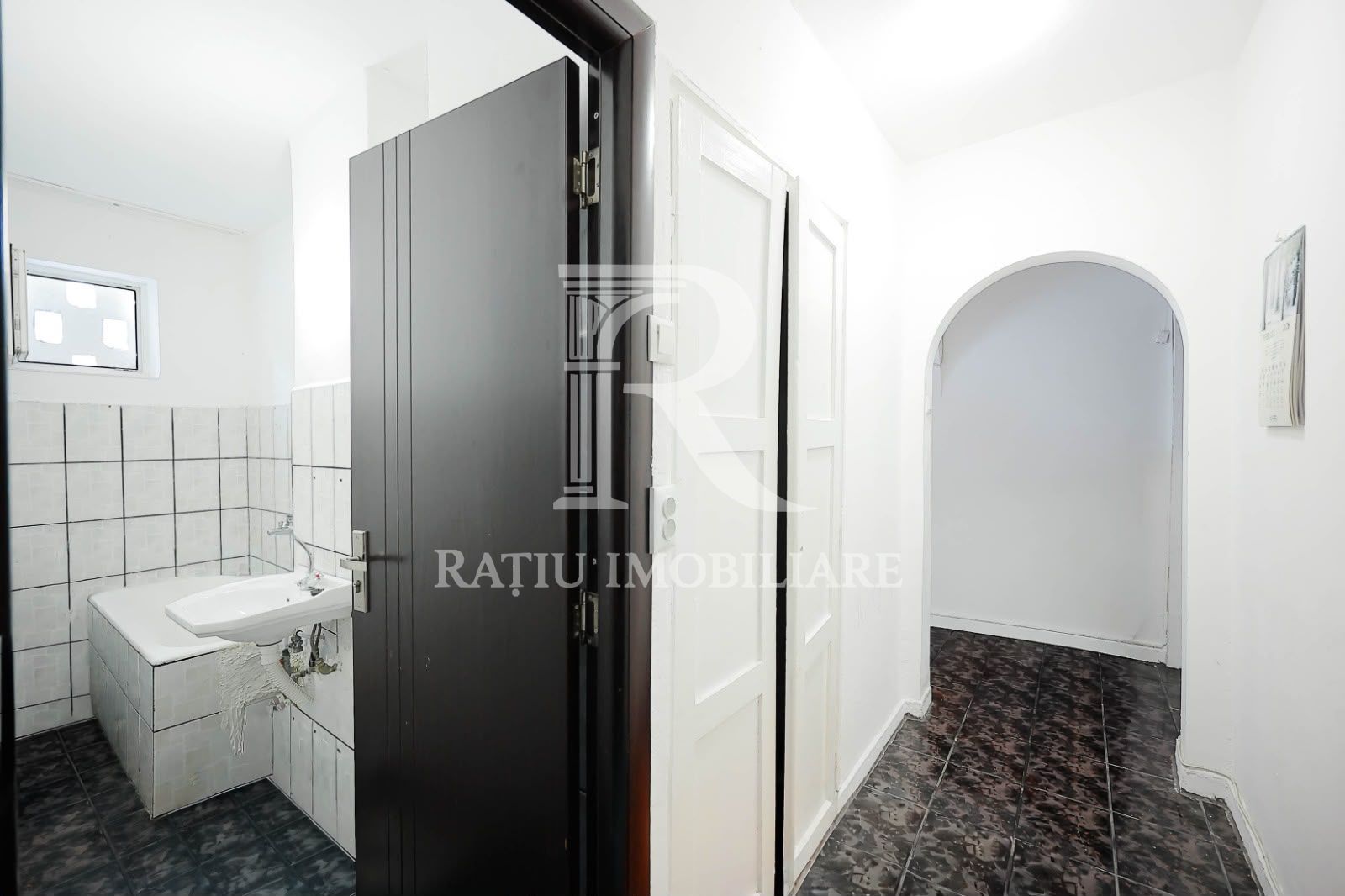 De inchiriat | Apartament cu 2 camere | Rogerius | Oradea - Poză 8