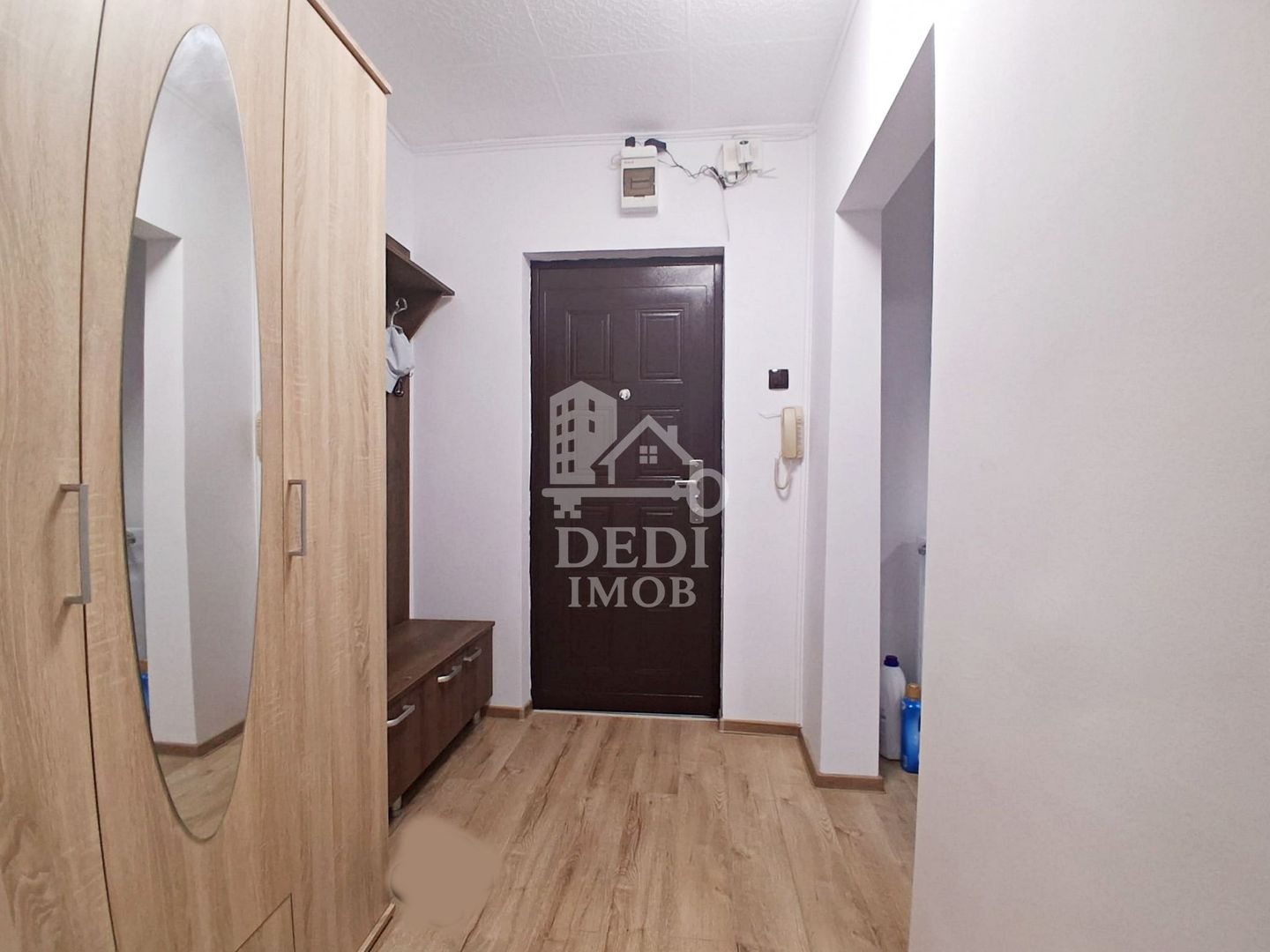 Apartament 1 camera de vânzare in zona Nufarul, Oradea - Poză 3