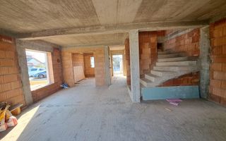 Casa Sibiu, Cristian 4 camere, 2 bai, Casa intabulata - Poză 19