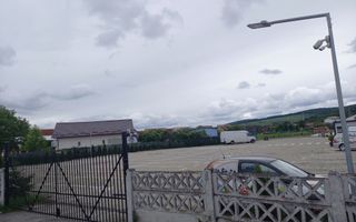 De vanzare teren intravilan suprafata  de 10.050 mp in Loc Targu Mures - Poză 1