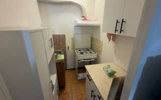 GARSONIERĂ TRANSFORMATĂ  APARTAMENT 2 CAMERE PARTER ZONĂ CENTRALĂ CAMPULUNG - Poză 8