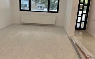 Apartament 4 Camere Pe 3 Niveluri+Curte 40 mp2 , Metrou Crangasi , Particular - Poză 4
