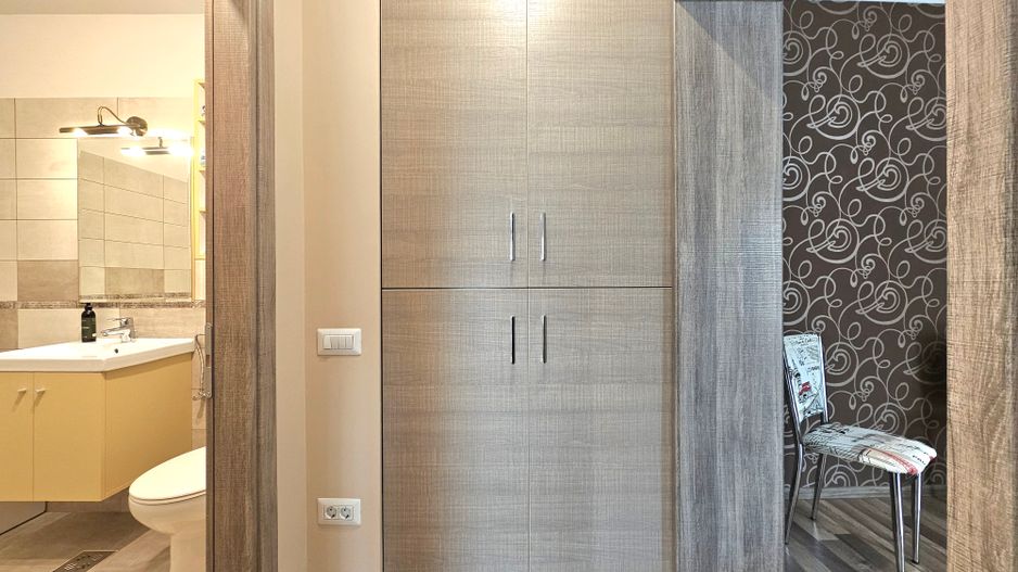 Apartament cu 2 camere de vânzare în zona Dacia Constanta renovat - Poză 9