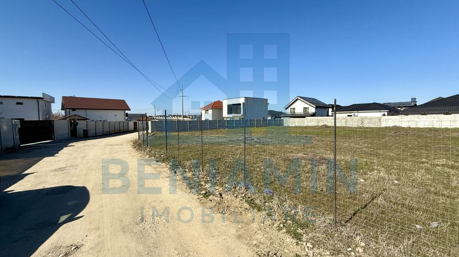 Teren intravilan - 600mp - posibilitate exindere - Selgros - Poză 1