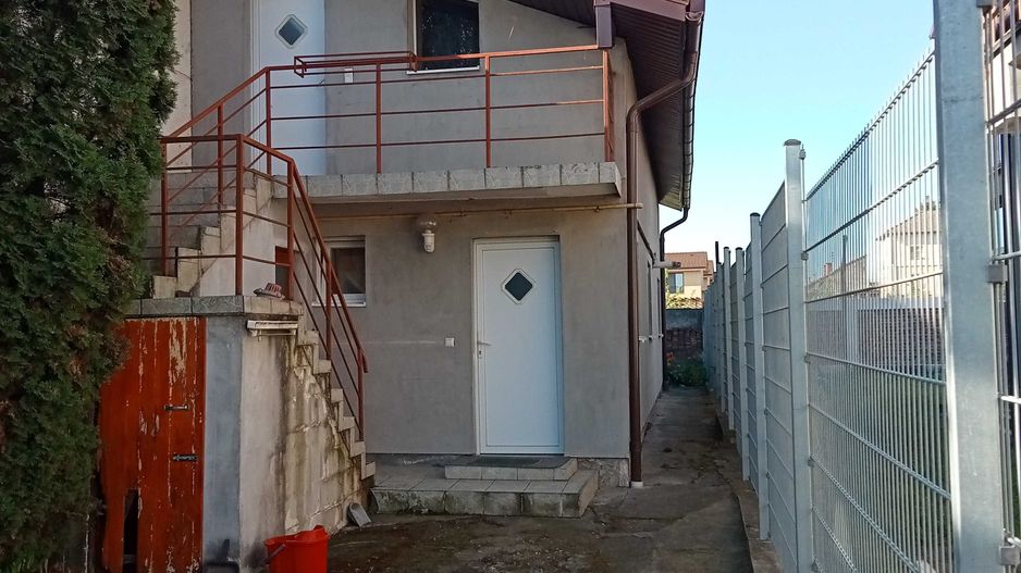 BRASADAS vinde casa cu mansardâ pe Strada Rodnei - Poză 1