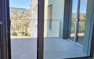 Apartament cu parcare subterană, eficienT energetic. - Poză 2