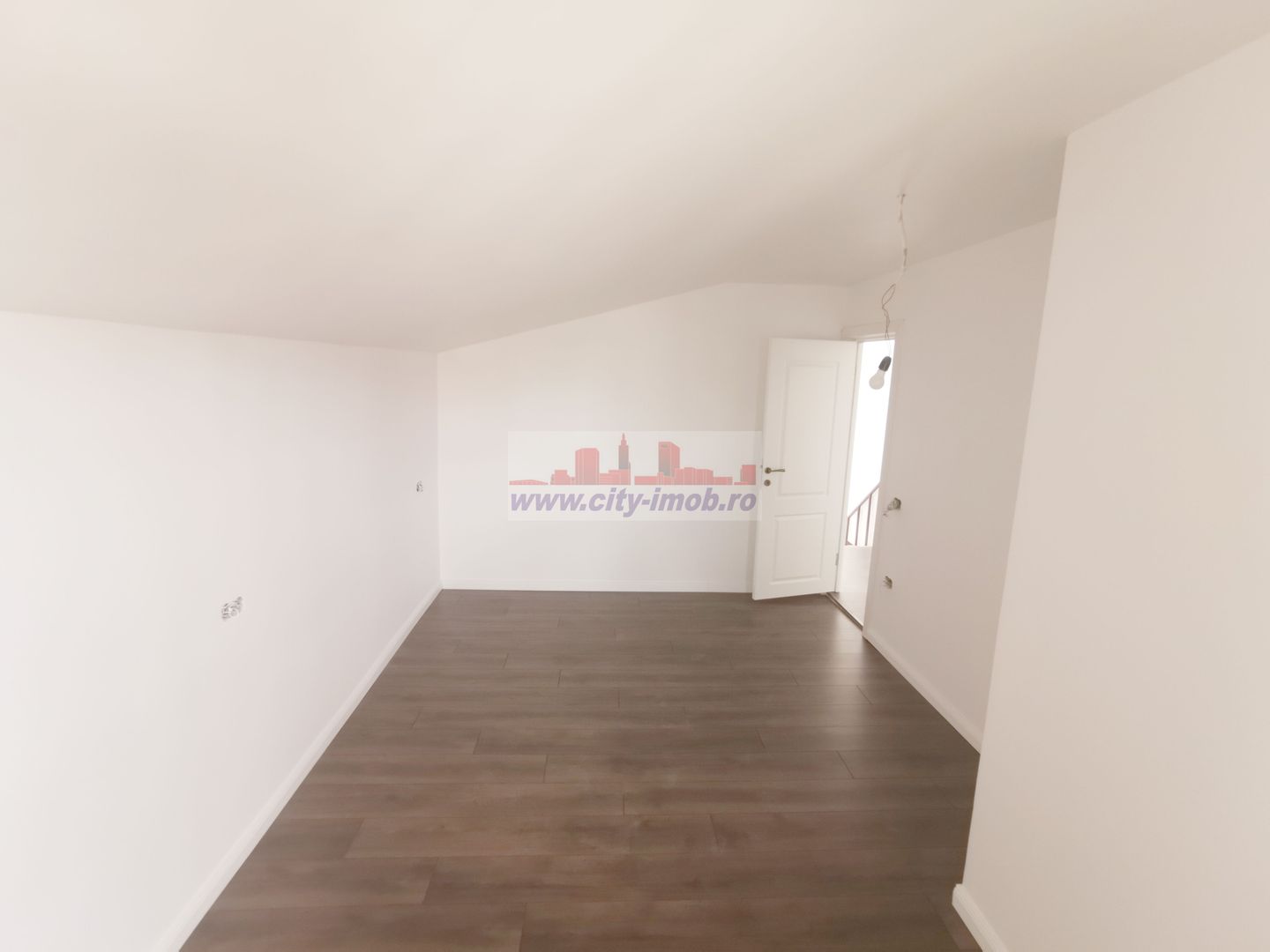 Vanzare Casa Otopeni   D + P + M - Poză 33