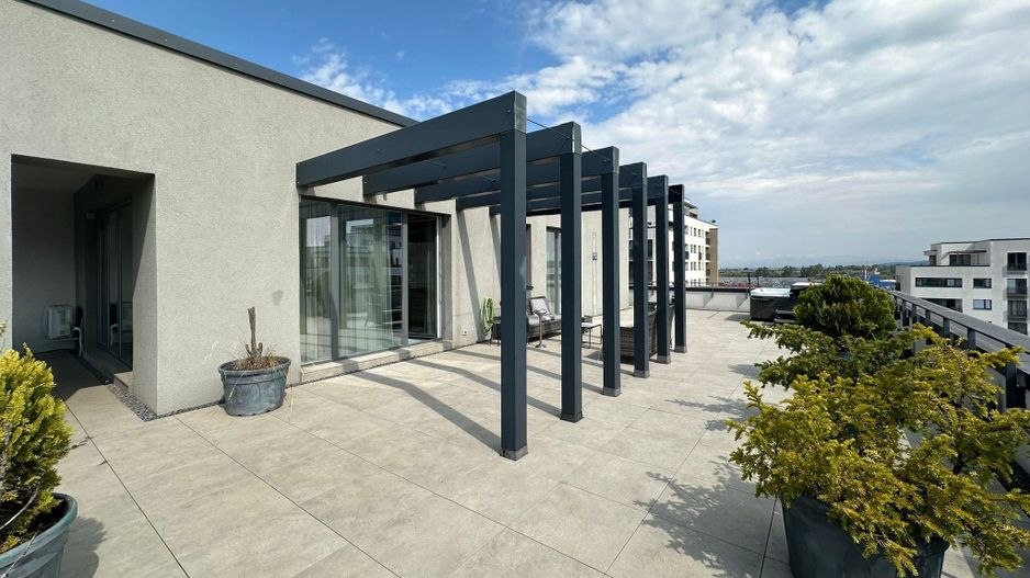 Vânzare penthouse LUX 4 camere cu terasa de 122 mp zona Coresi - Poză 1