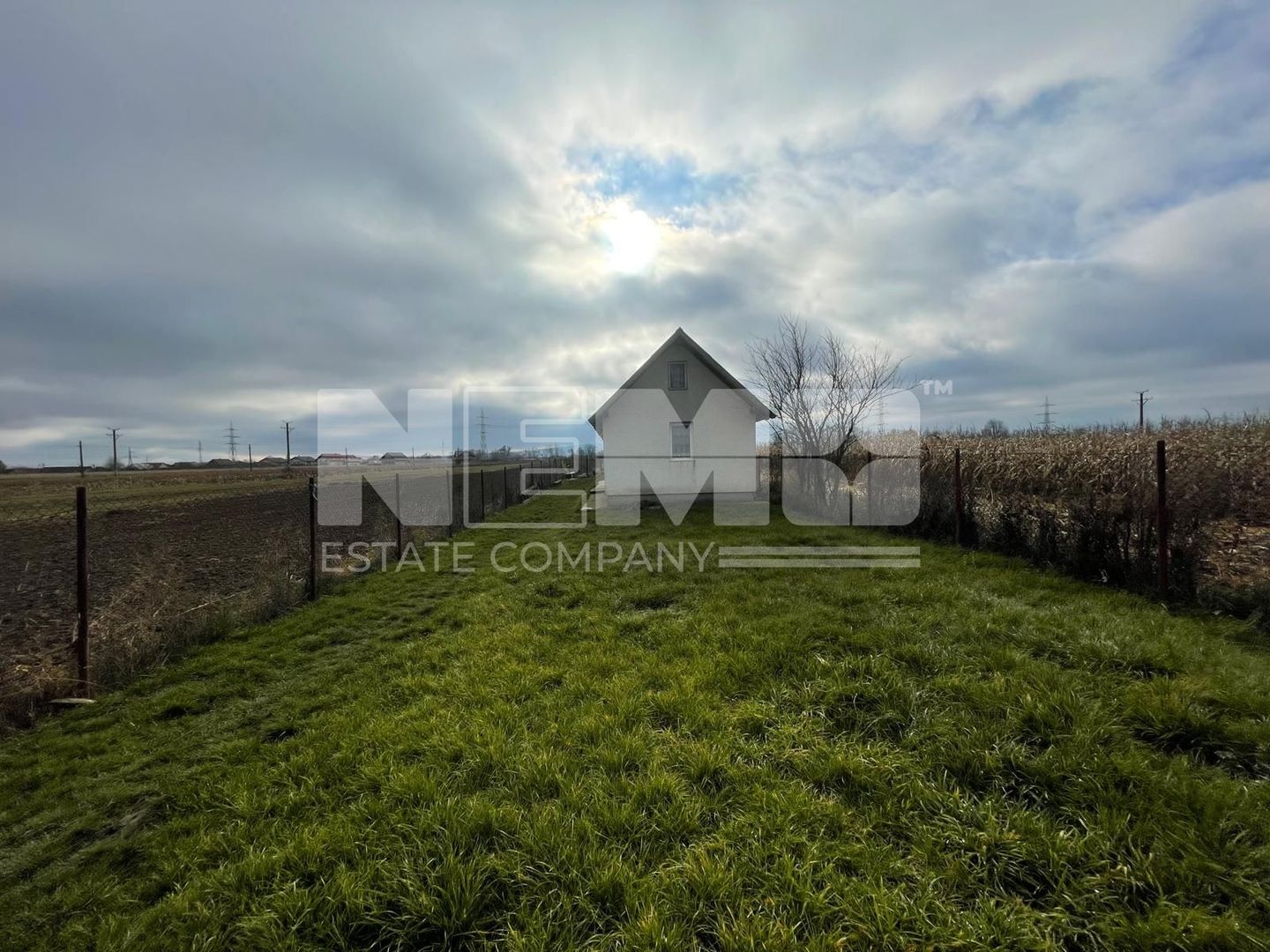 TEREN EXTRAVILAN CU CONSTRUCȚIE | IDEAL PENTRU FERMA/ADAPOST ANIMALE - Poză 1