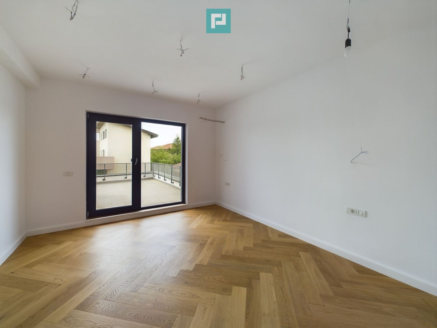 Vilă într-un Complex Rezidențial Nou cu Vedere la Balta Corbeanca - Poză 19