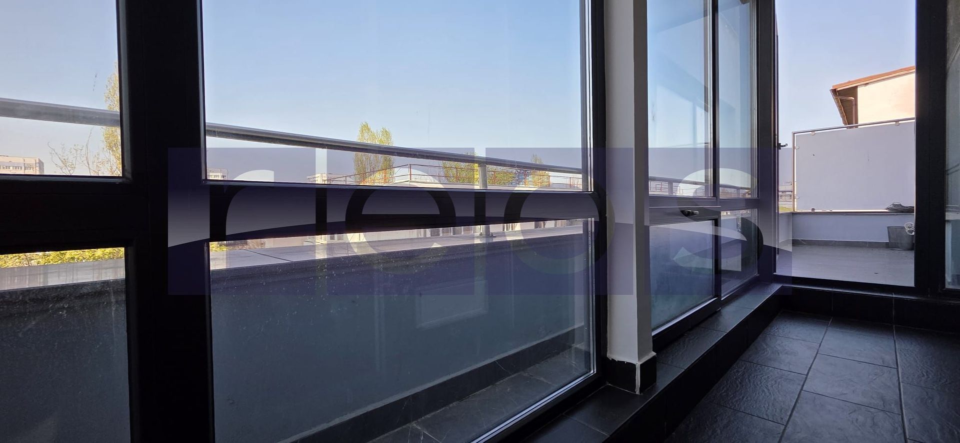 INCHIRIERE   APARTAMENT  4 CAMERE   DOROBANTI  130MP - Poză 15