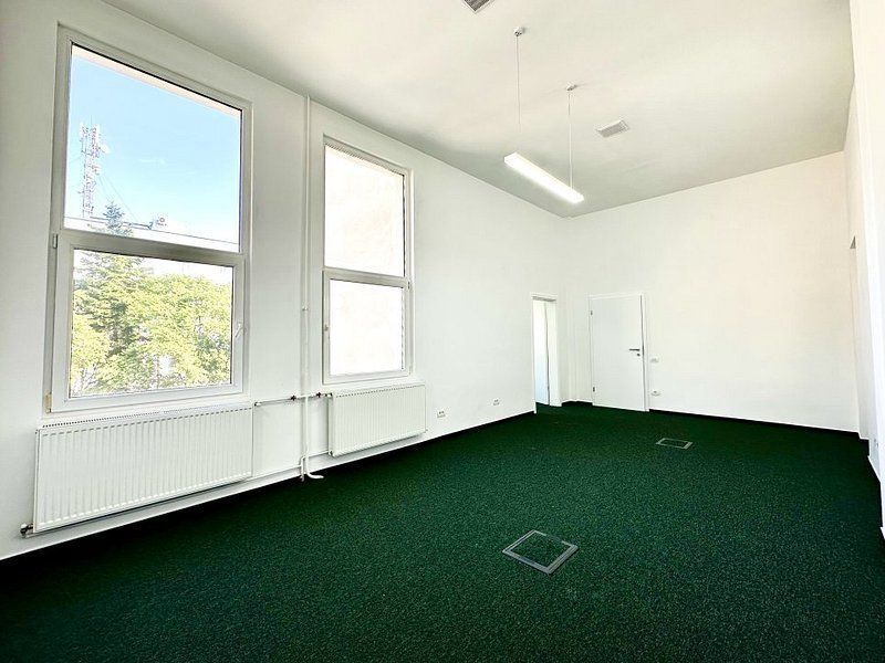 Spațiu birouri lângă primărie - Poză 7