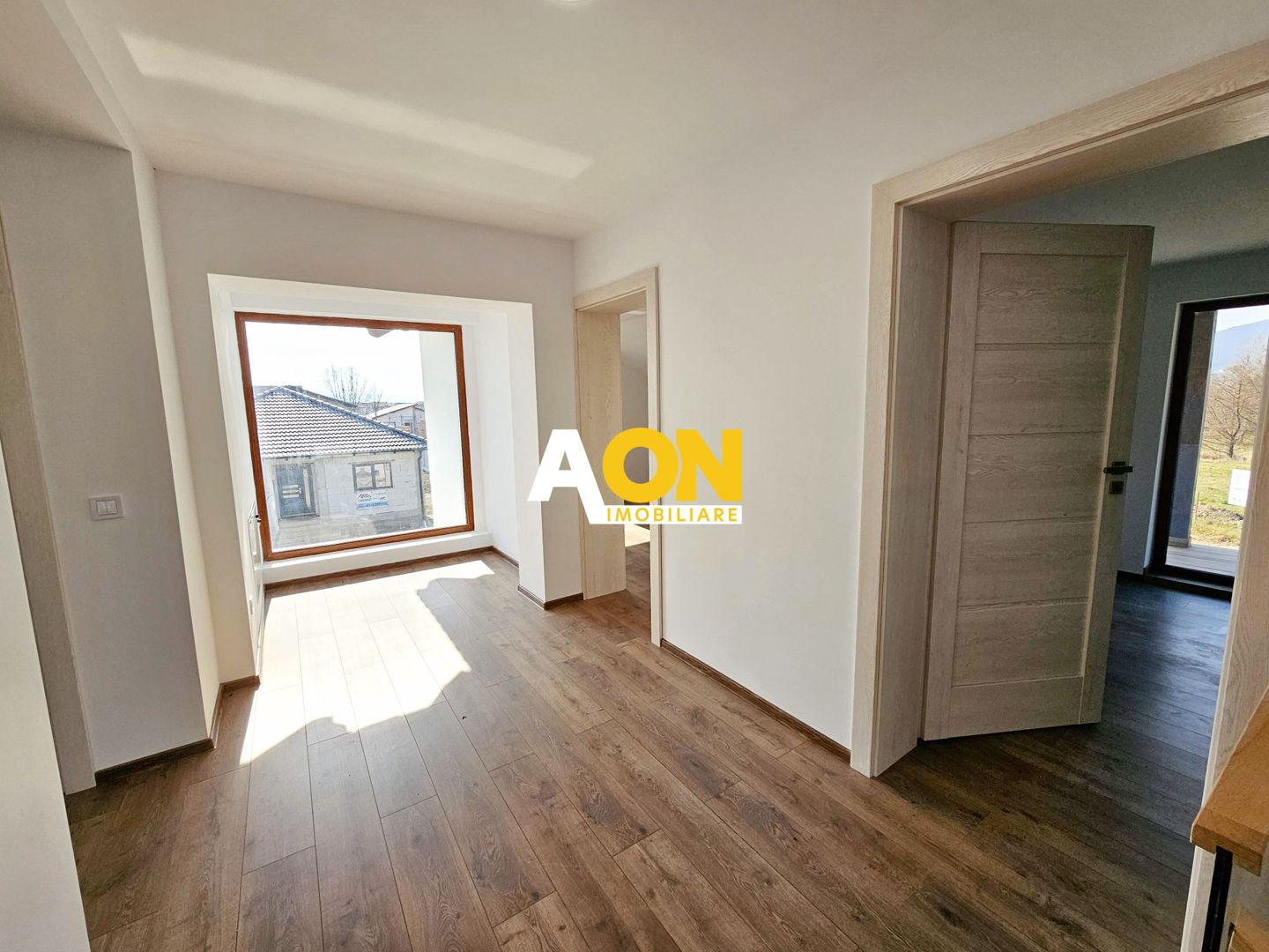 1/2  Duplex, 190 mp utili, 300 mp teren, Alba-Micesti - Poză 14