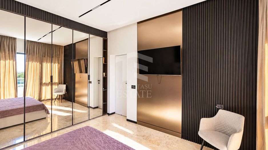 Casă spectaculoasă în Constanța | Design, tehnologie și confort - Poză 23