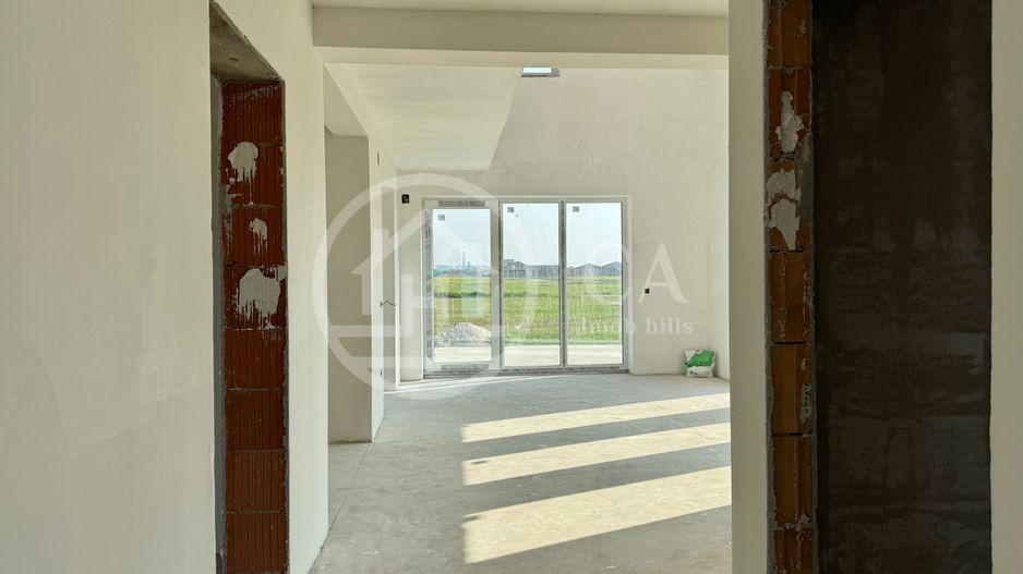 Casă de vânzare cu 4 camere in Sântandrei, Bihor - Poză 4