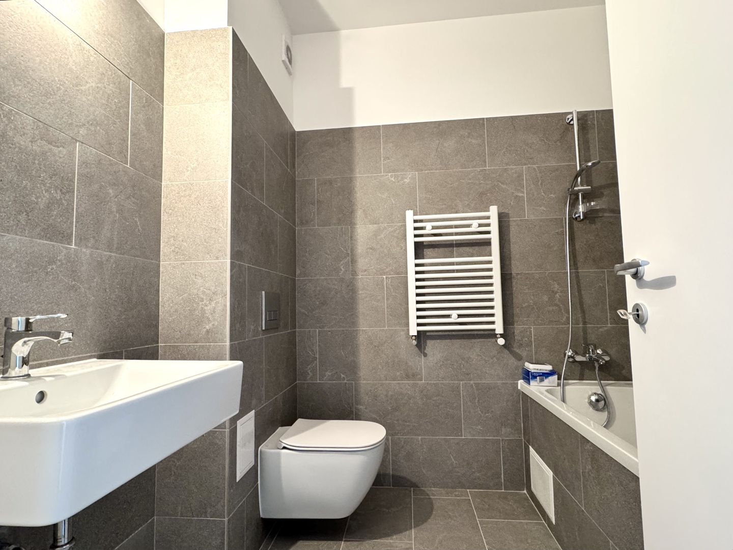 Apartament 2 camere cu Grădină Proprie - Atria Urban Resort - Poză 8