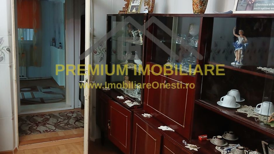 Casă 5 camere, 137 mp utili, 960 mp teren, 10 km de Onești - Poză 3