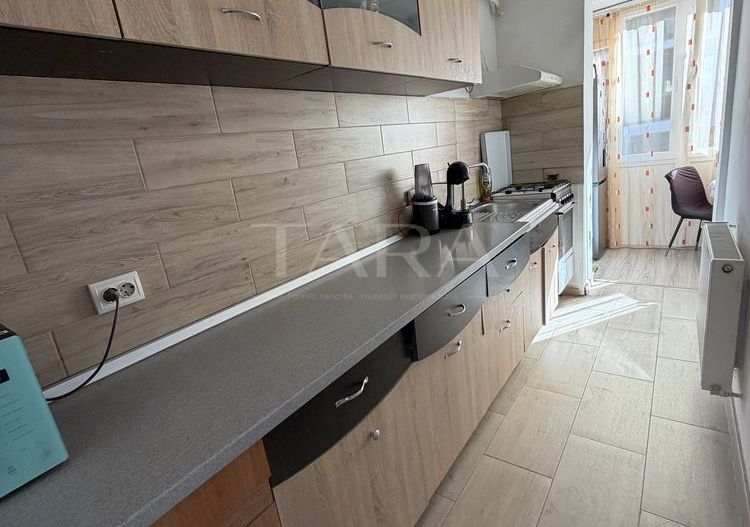 Apartament cu 1 camera cochet, cu balcon generos in Floresti. - Poză 1