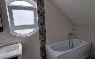 Vila noua, P+M, teren 350 mp - zona Bariera Traian - COMISION 0% - Poză 15