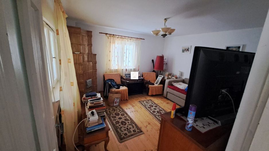 Casa vacanta sau locuinta Varfuri - Poză 2