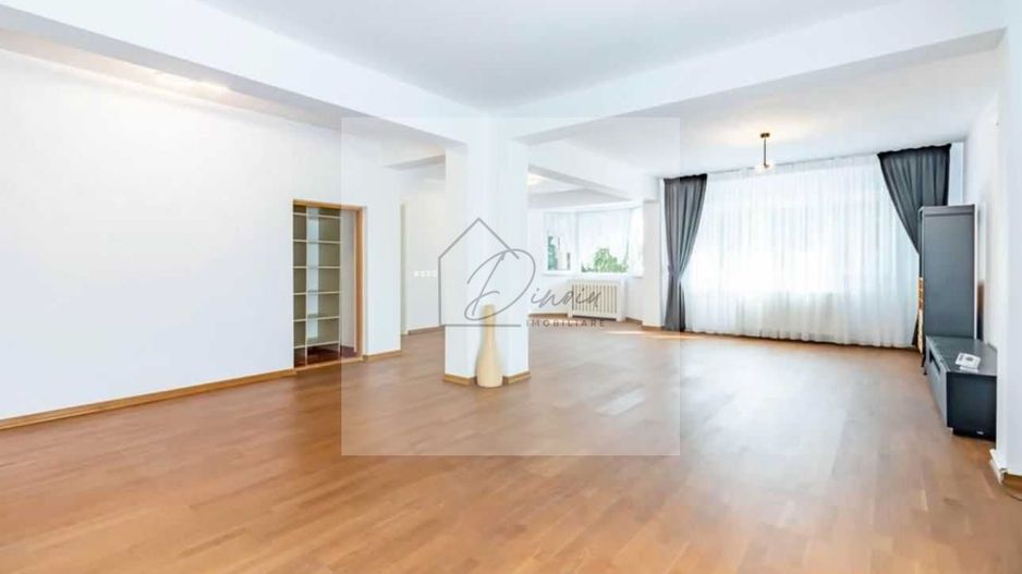 Vila Pipera I Complex Azur I 5 camere, jacuzzi, curte I COMISION 0% - Poză 1