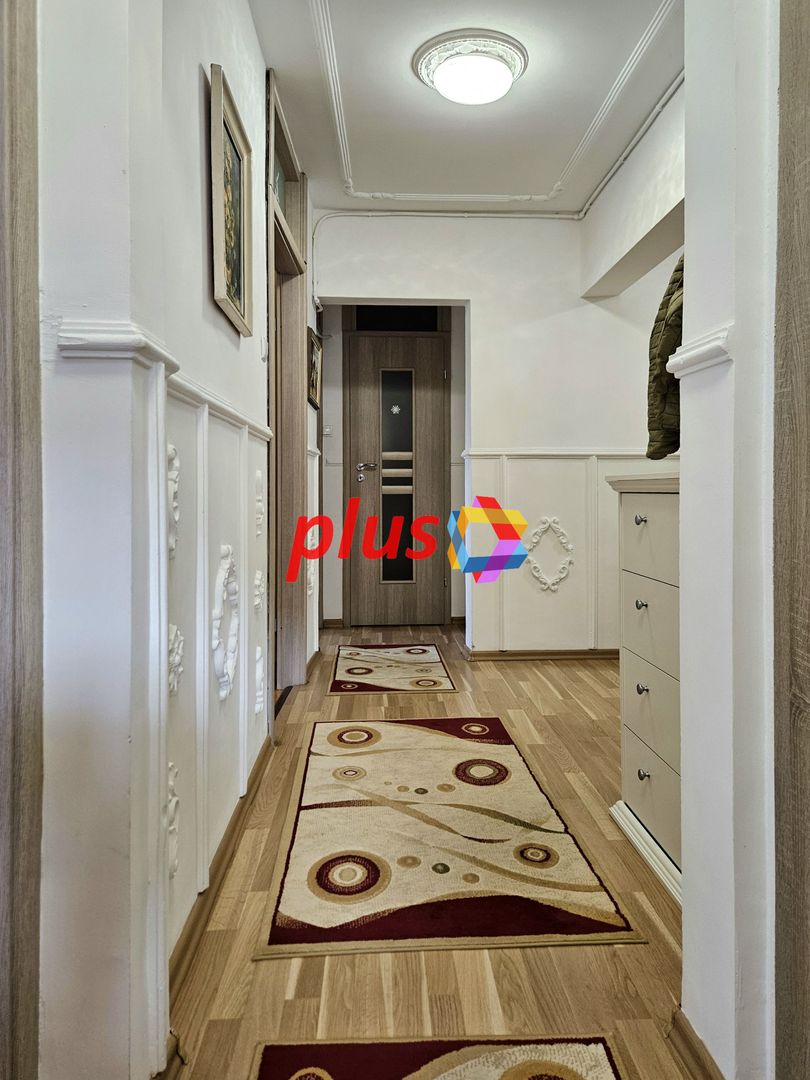 Apartament cu patru camere, zona Calea Bucuresti - Judetean 100 MP - Poză 5