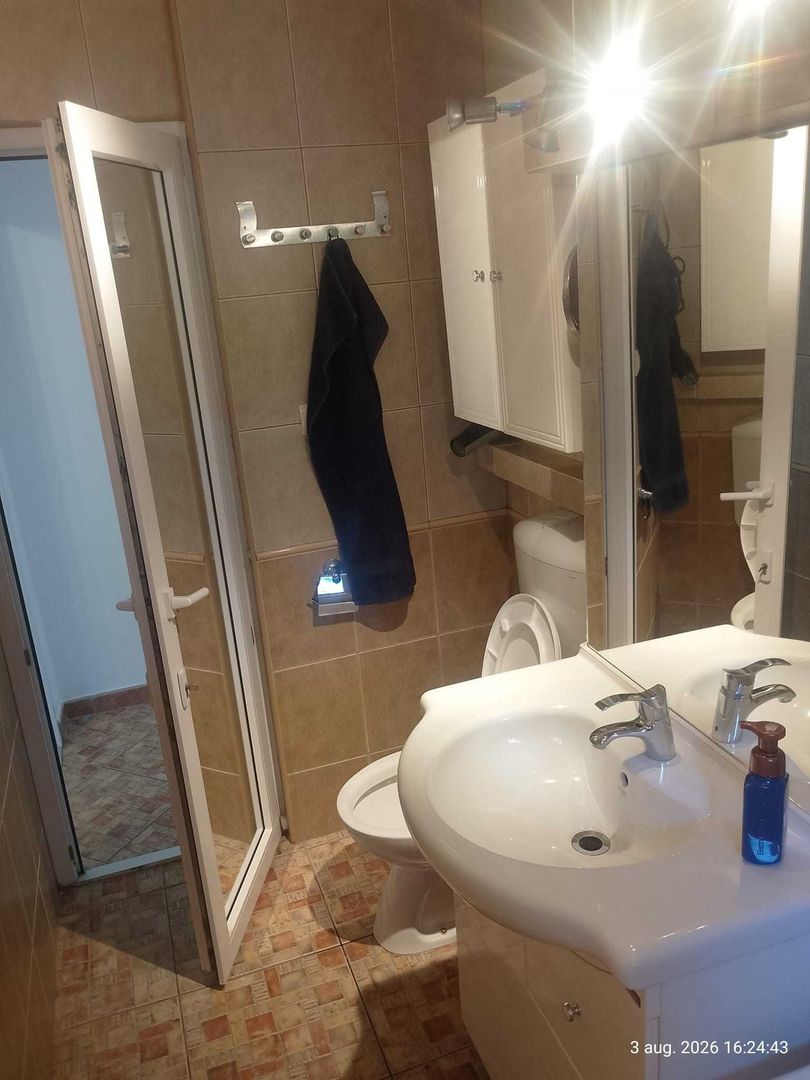 Apartament 3  cam Crangasi  langa Lacul Morii - Poză 8
