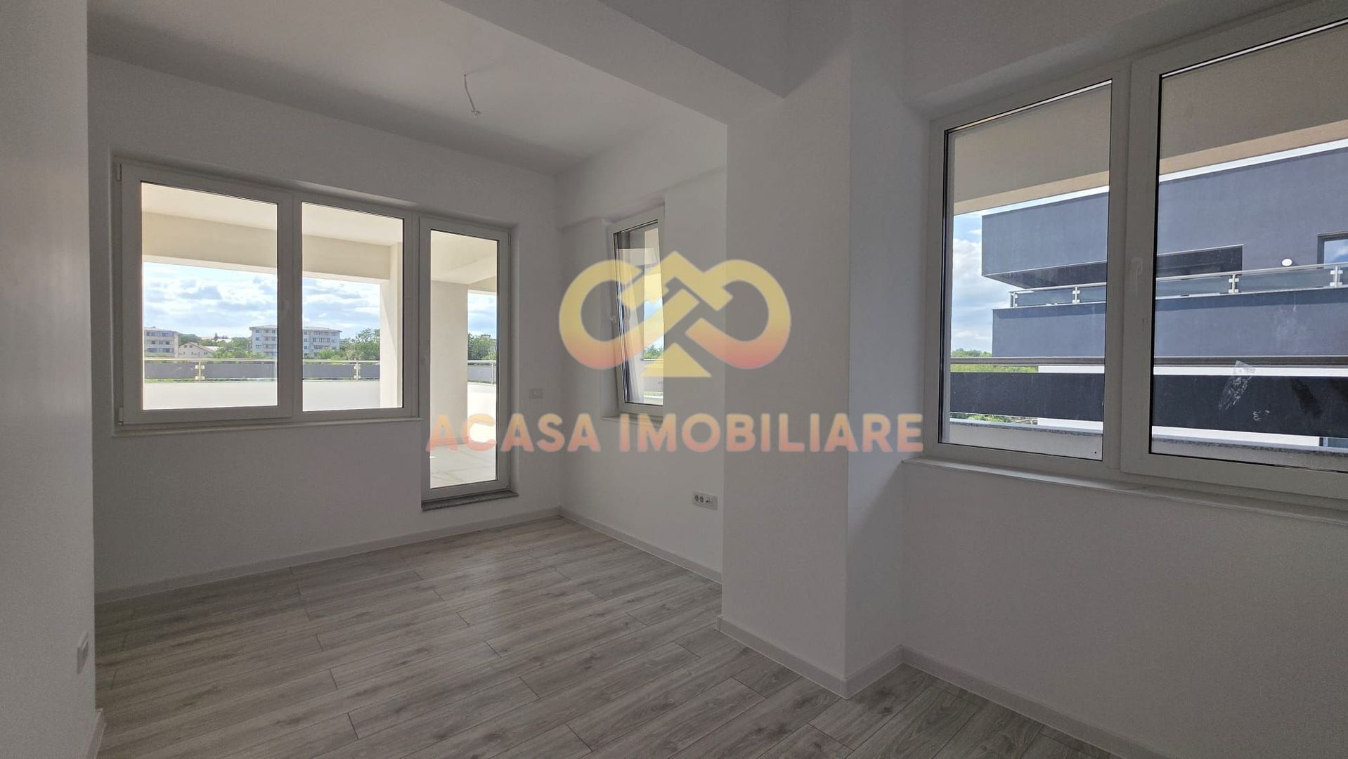 PENTHOUSE  3  CAMERE  87MP  UTILI  SI 122MP TERASA - Poză 15