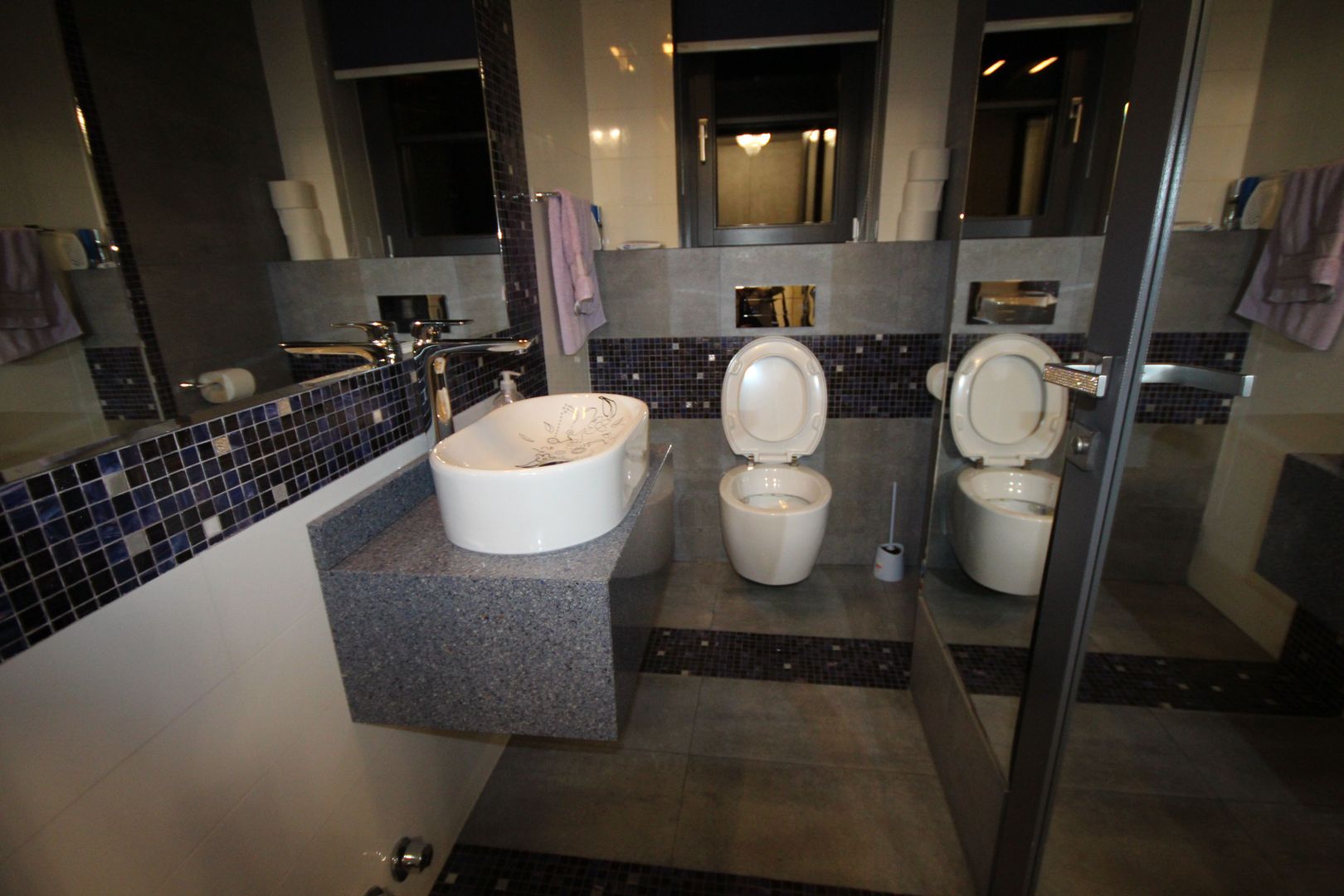 Lux la 5 minute de Iulius Twon - Poză 24