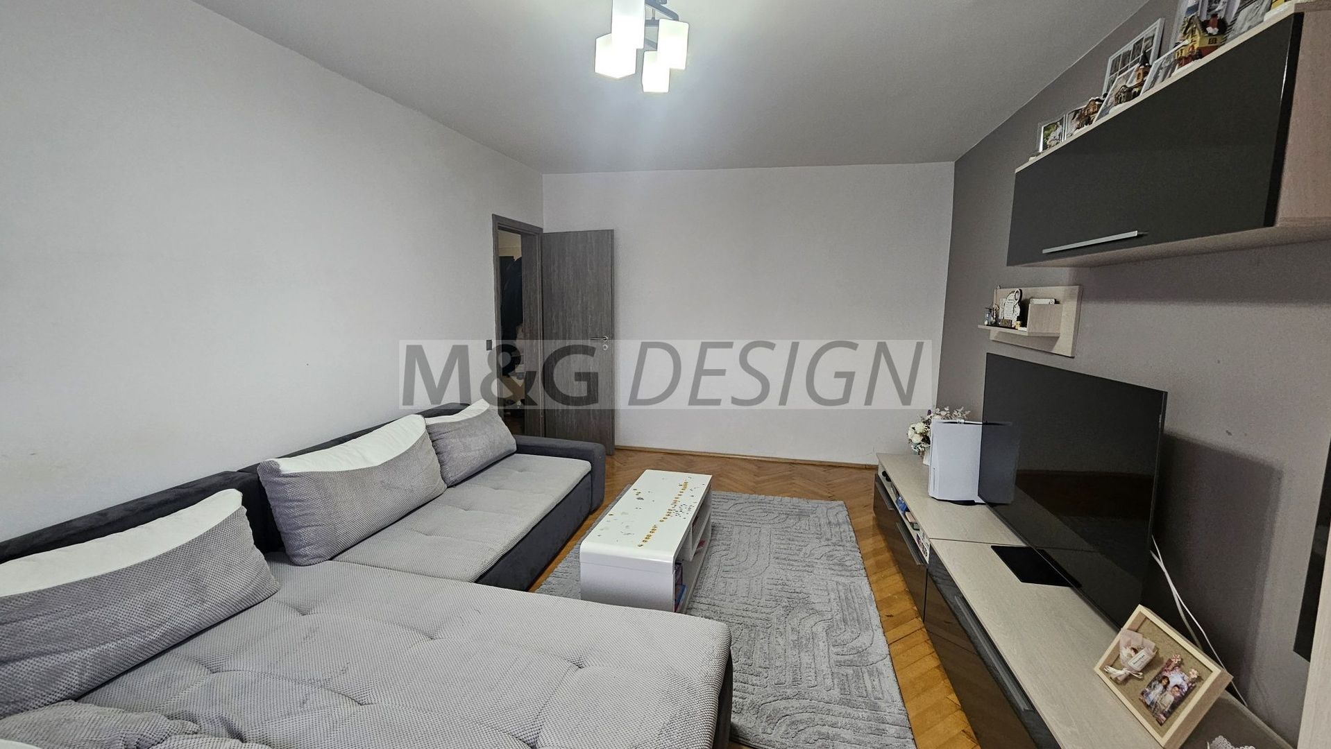 Apartament 3 camere zona Lipovei - Poză 1
