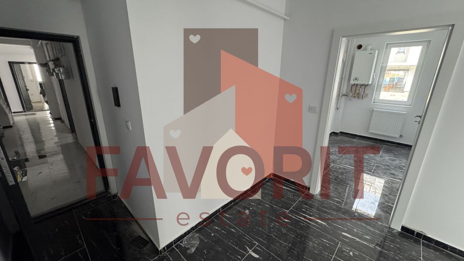 Decomandat. Disponibil imediat. Gradina proprie. Strada asfaltata - Poză 3