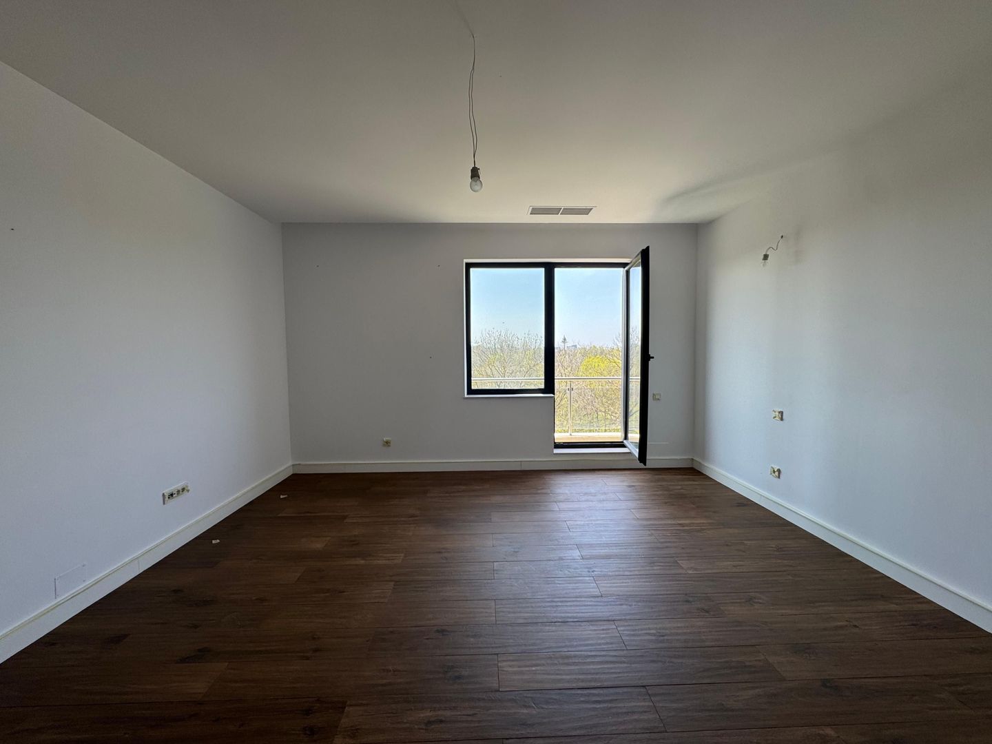 4 CAMERE 200 MP || LOC DE PARCARE|| SOSEAUA NORDULUI - Poză 10