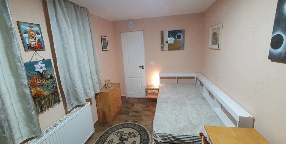 Închiriez garsonieră la casă,  Unirii, centrală proprie - Poză 2
