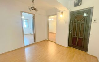De vanzare – Apartament 3 camere   -R-uri -  Mazepa 1 - Poză 1
