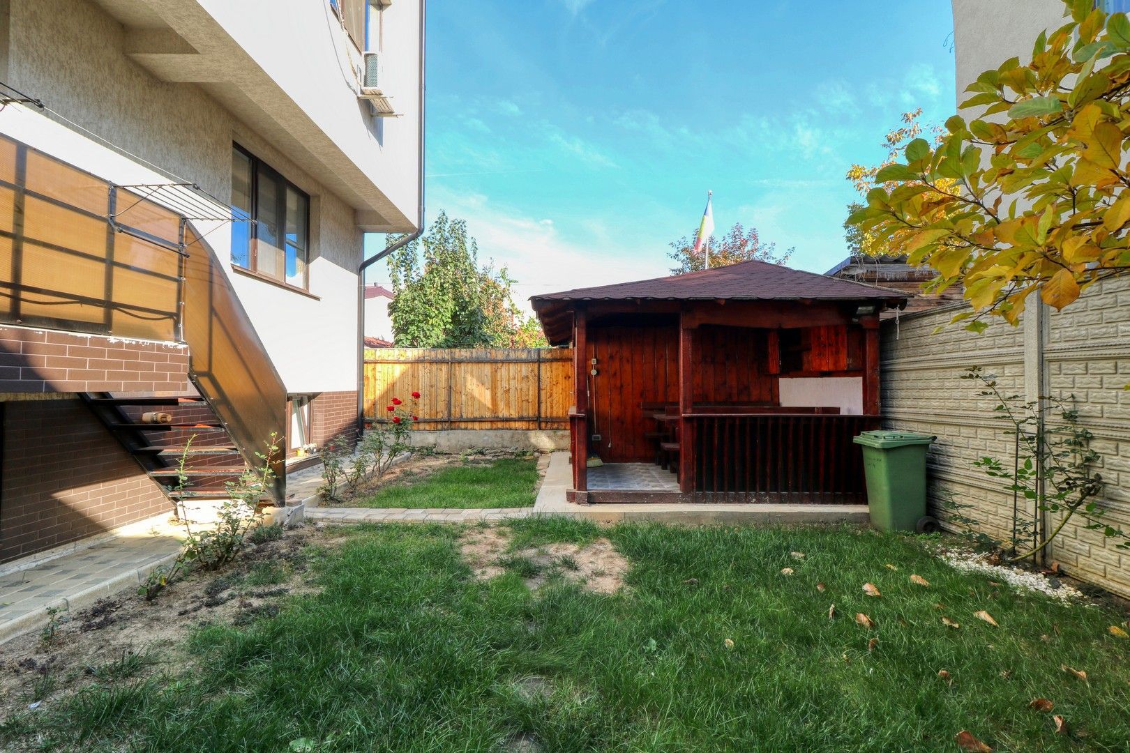 Apartament 3  camere si curte mare - Bucurestii Noi - comision 0 - Poză 19