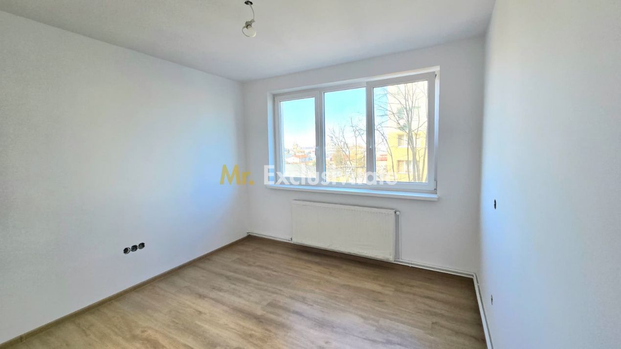 De vânzare Apartament 2 camere Luceafărul Satu Mare - Poză 1