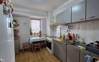 Apartament decomandat, 2 camere, etaj 2/10 - Frumoasa ! - Poză 5