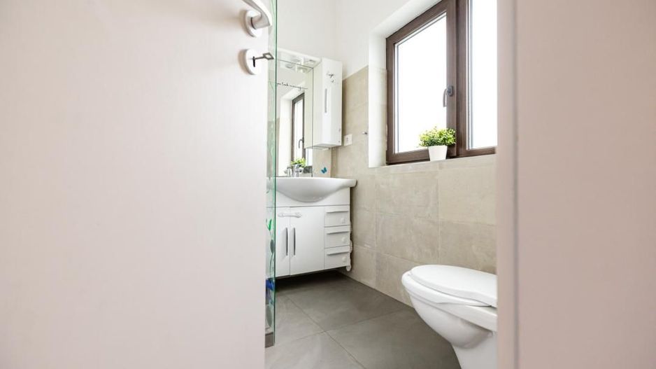 Casa 3 dormitoare si gradina | La limita cu Timisoara zona Braytim | Comision 0% - Poză 33
