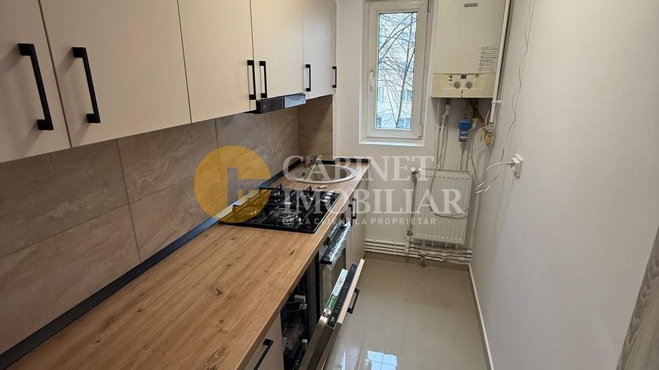 Apartament 3 camere DECOMANDAT- ETAJ 2- PACURARI ALPHA BANK - Poză 5