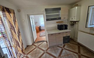 Casa cu 2 camere, 300 mp teren, pretabila pt. muncitori, Cetate - Poză 10