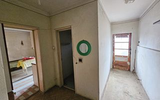 Casa cu 7 camere, 700 mp teren, deschidere la 2 strazi, zona Centru - Poză 6