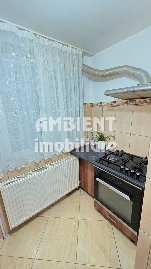 Apartament 3 camere, etaj 1, mobilat și utilat, zona GARĂ; - Poză 5